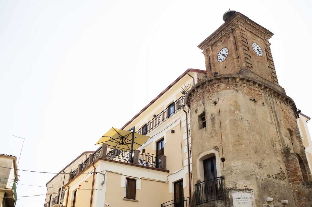 Hotel Palazzo Salerno Roggiano Gravina Exteriör bild